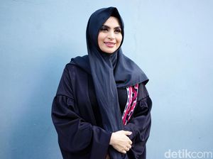 Bikin Heboh, Artis Asha Shara Posting Foto Tanpa Hijab Bikin Heboh, Artis Asha Shara Posting Foto Tanpa Hijab