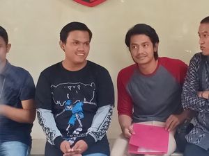 Bantah Ananda Badudu, Mahasiswa ini Ngaku Dapat Hak Pendampingan Hukum Bantah Ananda Badudu, Mahasiswa ini Ngaku Dapat Hak Pendampingan Hukum
