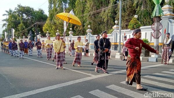 Momen-momen Penyucian Ribuan Benda Pusaka di Purworejo