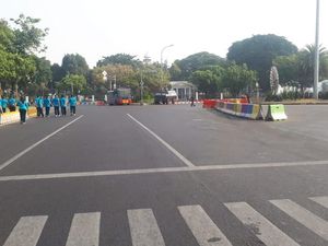 Water Canon Disiagakan Saat Aksi Mujahid 212 di Depan Istana