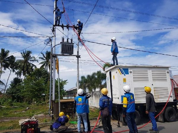 Mengintip Perbaikan Listrik di Ambon Pascagempa