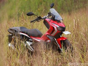 Menjajal Honda ADV 150, Enak Tidak? Menjajal Honda ADV 150, Enak Tidak?