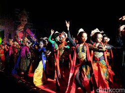 Ini Tari Massal Terbanyak, 17-an ribu Orang Bergoyang