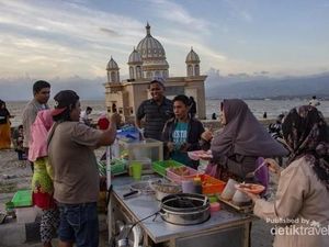 Semangat Baru Setahun Pascagempa dan Tsunami Palu Semangat Baru Setahun Pascagempa dan Tsunami Palu