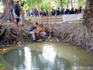 Reresik Sumur Pitu, Tradisi Merawat Mata Air di Purworejo Reresik Sumur Pitu, Tradisi Merawat Mata Air di Purworejo