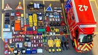 Membongkar Isi Dalam Mobil Ambulans, Polisi dan Pemadam