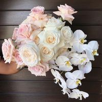 Anggrek Hingga Lili, Bunga-bunga yang Jadi Favorit dalam Dekorasi Pernikahan