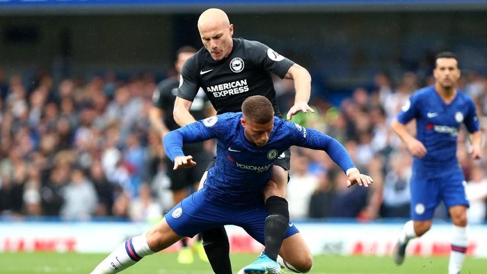 Chelsea Diredam Brighton di Babak I