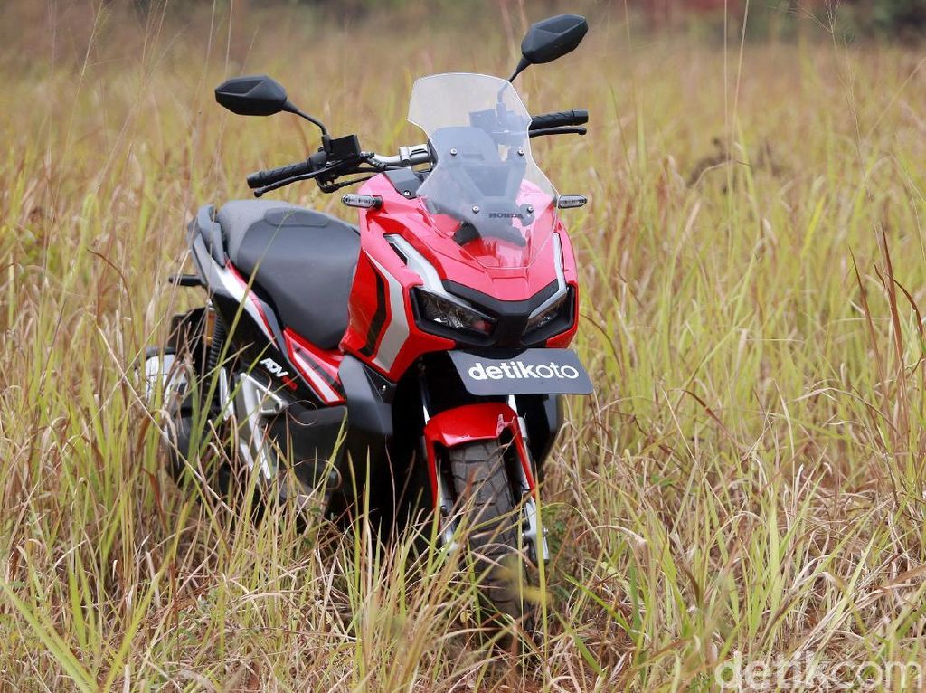 Honda ADV 150 Jadi Motor Terbaik Versi Wartawan Otomotif Honda ADV 150 Jadi Motor Terbaik Versi Wartawan Otomotif