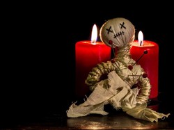 Banyak yang Masih Anggap Santet Sebagai Metode Penyembuh Penyakit Kiriman