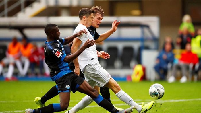 JUDI ONLINE Bayern menang 3-2 atas Paderborn. (Foto: Wolfgang Rattay/REUTERS)