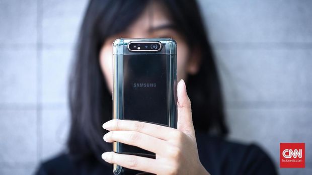 Samsung A80