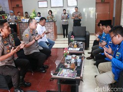 Doa Bersama Untuk Randi Digelar Mahasiswa dan Polisi di Tuban