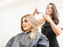 Viral! Salon Ini Klaim Bebas Corona, Pelanggan Tak Perlu Pakai Masker