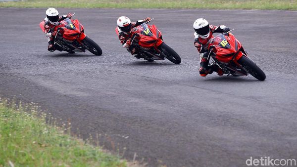 Seru! Ini Momen Anak-anak Geber CBR di Sentul