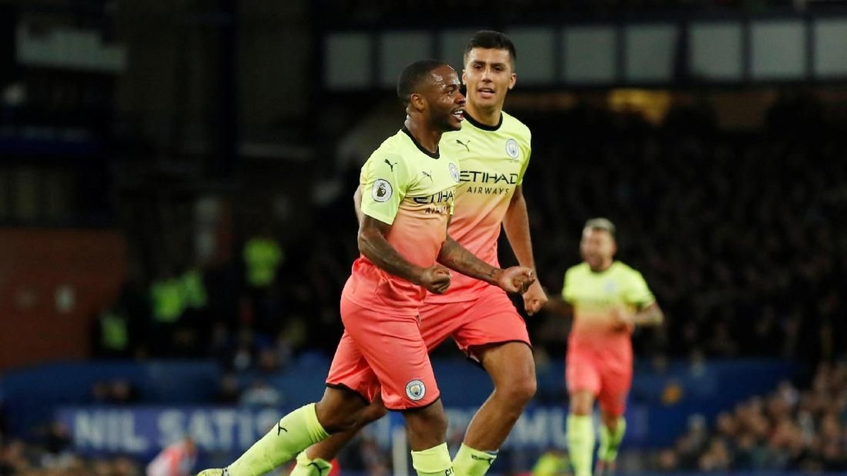 Raheem Sterling sudah bikin 100 gol selama kariernya di level klub (Action Images via Reuters / Andrew Boyers)