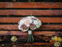 Bunga Warna Cappuccino Jadi Tren Dekorasi yang Digemari Pengantin Indonesia