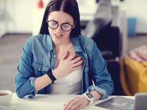 Ingat, Tepuk-tepuk Lengan untuk Atasi Serangan Jantung itu Hoax!