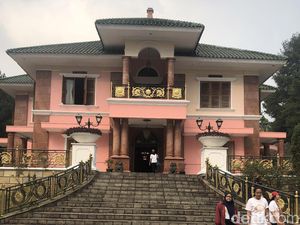 Intip Interior Villa Mewah Milik Mantan Bos Mitsubishi Indonesia di Puncak