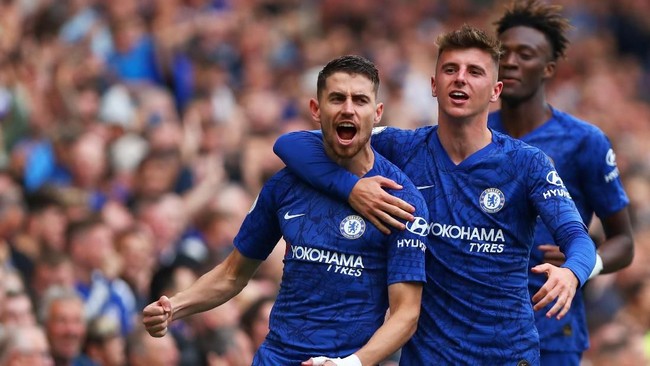 Jorginho kini tak lagi disoraki suporter Chelsea (Foto: Dan Istitene/Getty Images)