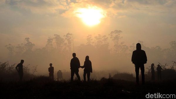 Menembus Embun Pagi Kampung Cai Ranca Upas