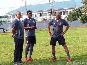 Baru Tiga Laga Pimpin Persija, Edson Tavares Keluhkan Liga 1