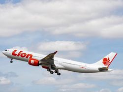 Lion Air Setop Penerbangan Umroh ke Arab Saudi