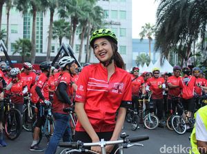 Serunya Gowes Cantik Bareng Mikha Tambayong di Jakarta Heart Bike 2019 Serunya Gowes Cantik Bareng Mikha Tambayong di Jakarta Heart Bike 2019