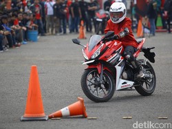 Ini Cara Pengereman Motor yang Benar
