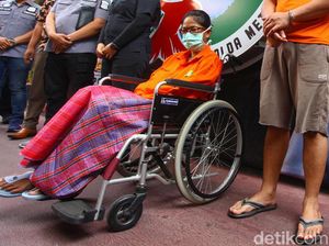 Polisi Bantah Penangkapan Putri Sri Bintang terkait Revolusi: Dia Pengedar Polisi Bantah Penangkapan Putri Sri Bintang terkait Revolusi: Dia Pengedar