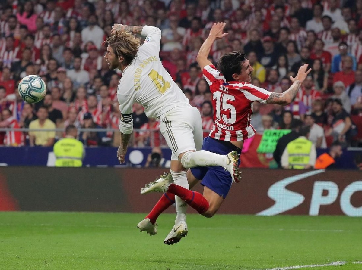Real Madrid belum terkalahkan di Liga Spanyol 2019/2020. (Foto: Juan Medina/Reuters)