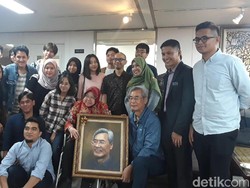 Saat Warga Indonesia Semringah Disambangi Risma di Busan Indonesia Center
