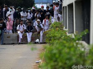 Pelajar Demo Sambil Merokok Disebut Ahli Cerminan Lingkungannya