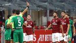 Fiorentina Gebuk Milan di San Siro