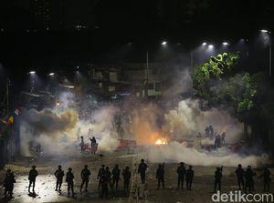 Ikhlas, Mahasiswa Unindra Minta Polisi Tanggung Jawab Luka Punggung Ikhlas, Mahasiswa Unindra Minta Polisi Tanggung Jawab Luka Punggung