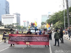 Pemuda-Petani Demo di Patung Kuda Tuntut Jokowi Tanggung Jawab soal Karhutla