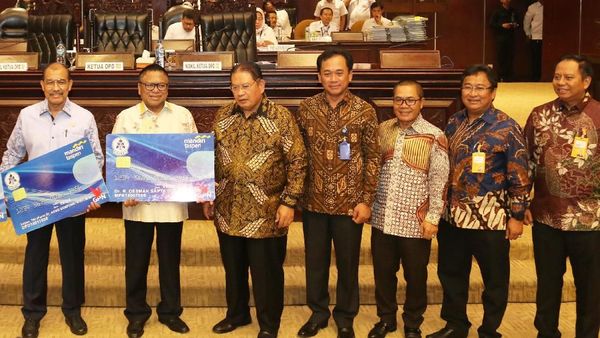 Anggota DPR dan DPD Purnatugas Jadi Nasabah Bank Mantap