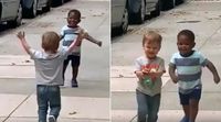 Besties! Viral 2 Bocah Batita Berpelukan Bikin 'Meleleh'