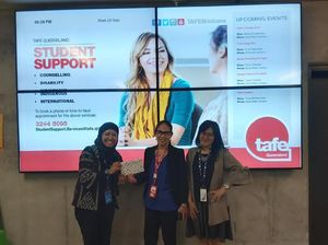 Dua Penerima Australian Awards asal RI Kunjungi Tafe Australia