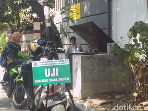 DLH Surabaya Sebut Semburan Minyak dan air Tak Tunjukkan Tanda Bahaya