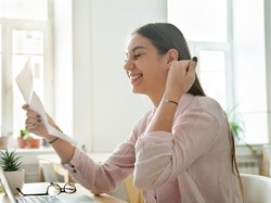 6 Zodiak Beruntung 11 September: Libra Lagi Dapat Banyak Orderan