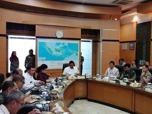 Wiranto Rapat Bareng Panglima TNI-Kapolri, Bahas Persiapan Pelantikan Presiden Wiranto Rapat Bareng Panglima TNI-Kapolri, Bahas Persiapan Pelantikan Presiden