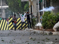 Imbas Demo di DPR, Rute KRL Lintas Tanah Abang-Palmerah Ditutup