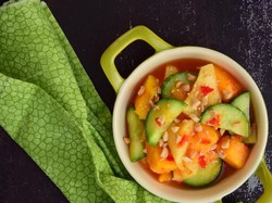 2 Cara Membuat Manisan Mangga Muda yang Sederhana Tapi Enak