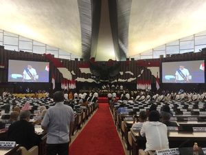 DPR Geladi Resik Pelantikan Anggota Dewan 2019-2024, Brigitta Lasut Hadir DPR Geladi Resik Pelantikan Anggota Dewan 2019-2024, Brigitta Lasut Hadir