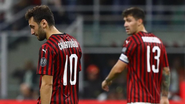 11 Fakta Usai Kekalahan Memalukan Milan dari Fiorentina