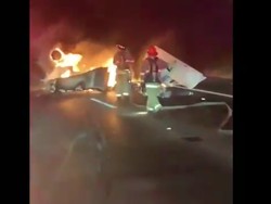 Video Pesawat Kecil Jatuh di Jalan Raya California