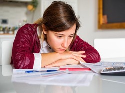 Ramalan Zodiak Hari Ini: Keuangan Taurus Kacau, Gemini Jangan Cerewet