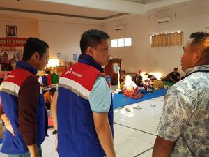 Tim Pertamina Kirim Bantuan Logistik untuk Para Pengungsi Wamena