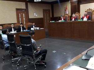 Pengusaha Bernard Ceritakan Suap ke Eks Bupati Talaud: Jam Rolex-Tas Chanel